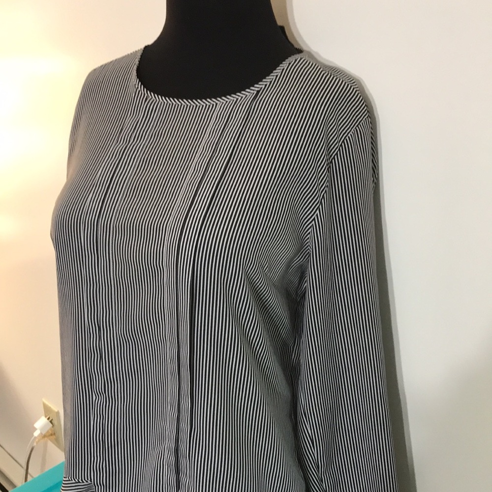 BANANA REPUBLIC May Flounce Peplum Dressy Striped Blouse size Small